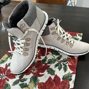 Cole Haan Cream and Gray waterproof Lace-Up Boots!